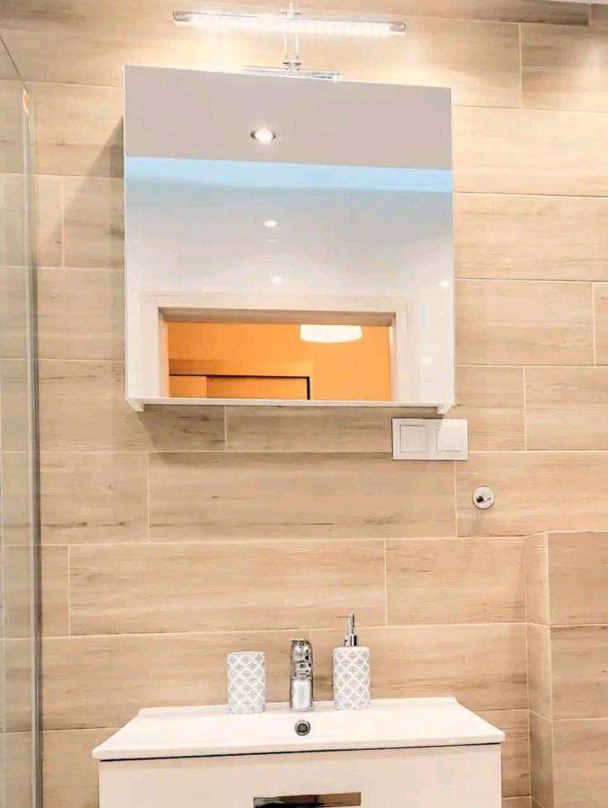 Cracow Novum Apartment Downtown 4 Persons Krasków Εξωτερικό φωτογραφία