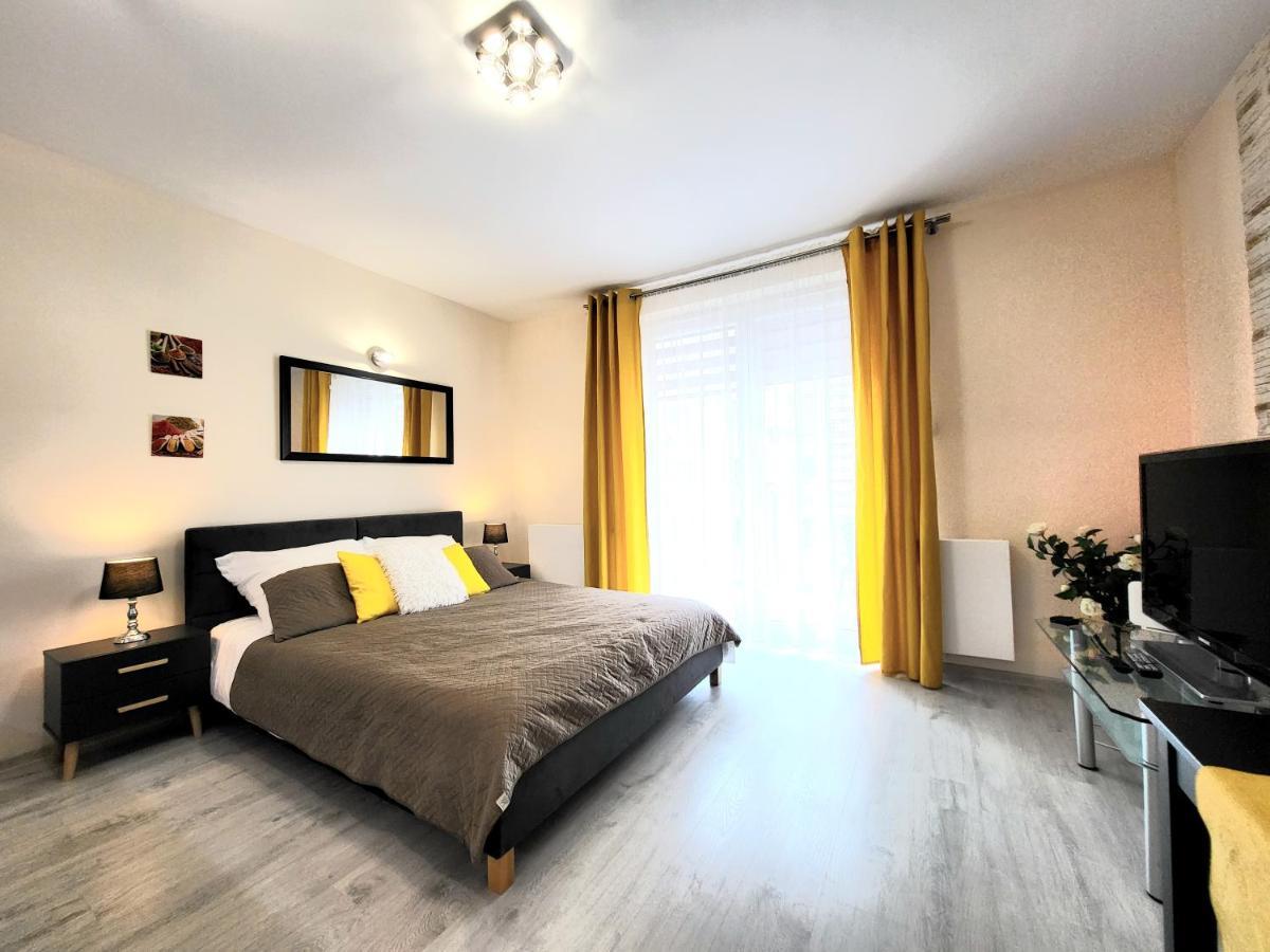 Cracow Novum Apartment Downtown 4 Persons Krasków Εξωτερικό φωτογραφία